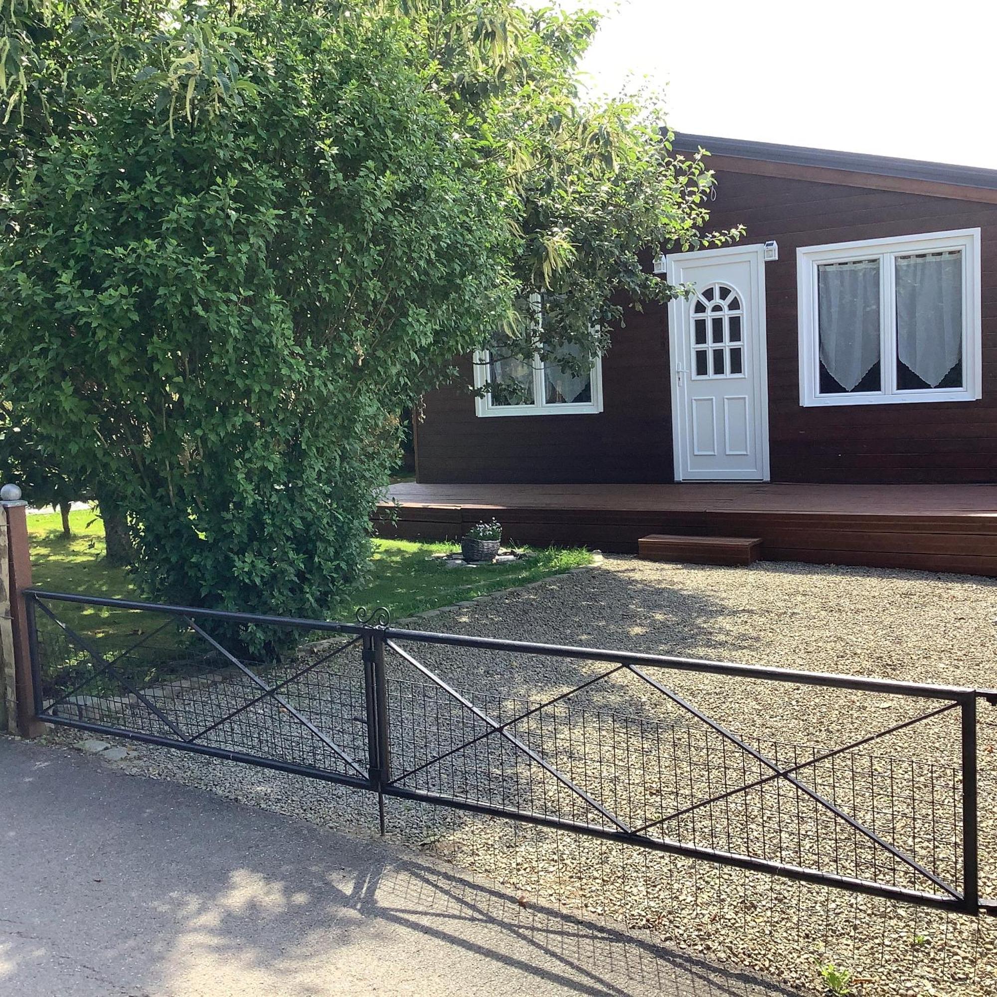 Chalet Charmant Monika Avec Piscine Yvoir Eksteriør bilde